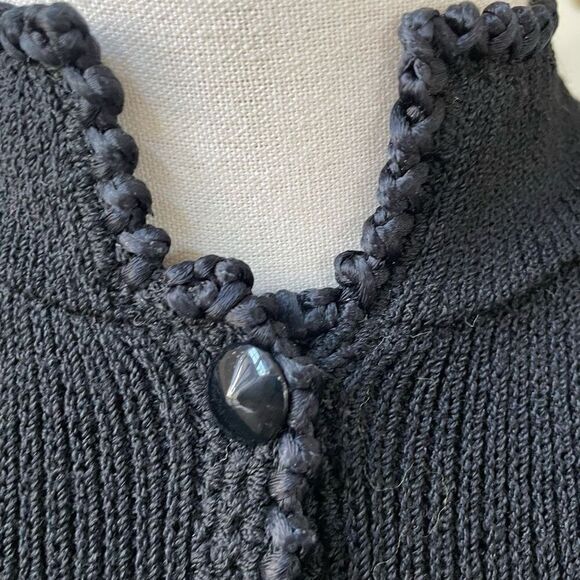 Vintage 70s St John 2pc Pleated Skirt Suit Set Santana Knit Black  4 - Picture 6 of 10